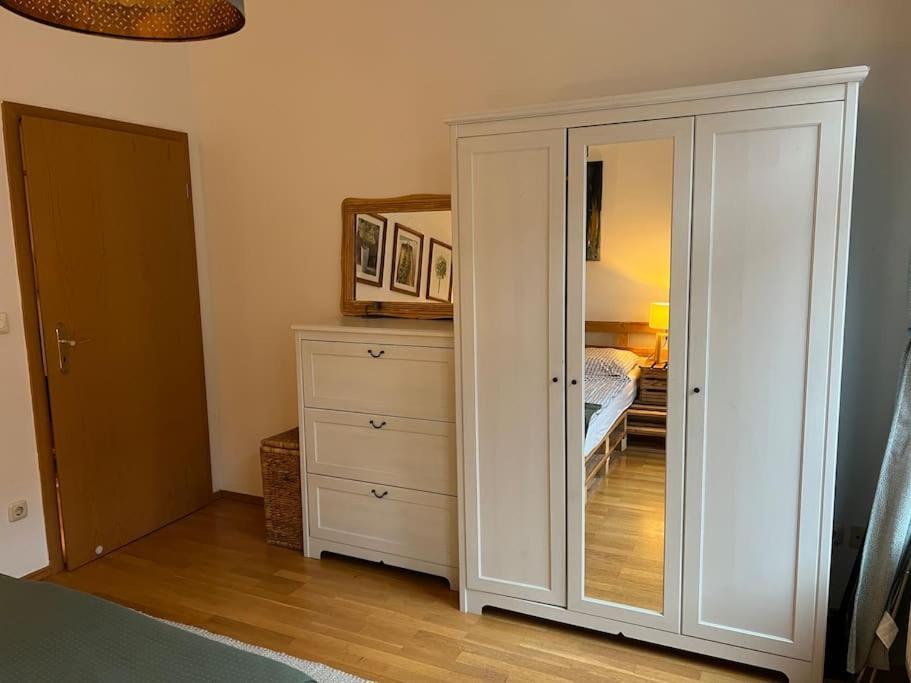 Beliebt: Zentrales & Ruhiges Innenstadtapartment Apartment Halle (Saale)